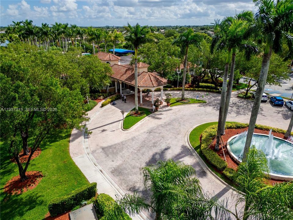 待售: $899,000 (4 贝兹, 2 浴室, 2381 平方英尺)