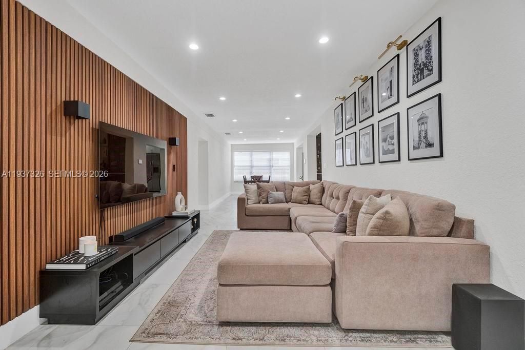 For Rent: $5,000 (4 beds, 2 baths, 2230 Square Feet)