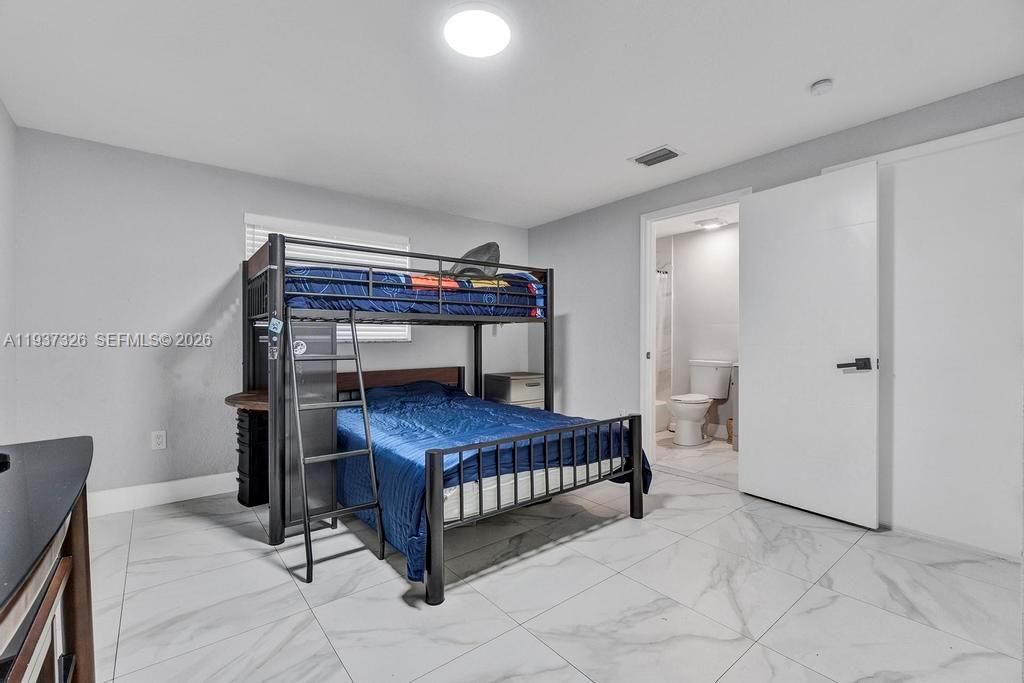 For Rent: $5,000 (4 beds, 2 baths, 2230 Square Feet)