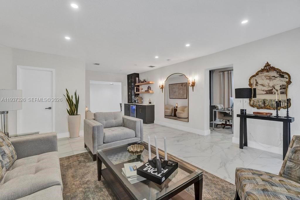 For Rent: $5,000 (4 beds, 2 baths, 2230 Square Feet)