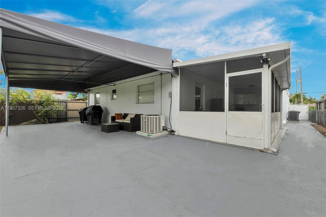 For Rent: $5,000 (4 beds, 2 baths, 2230 Square Feet)