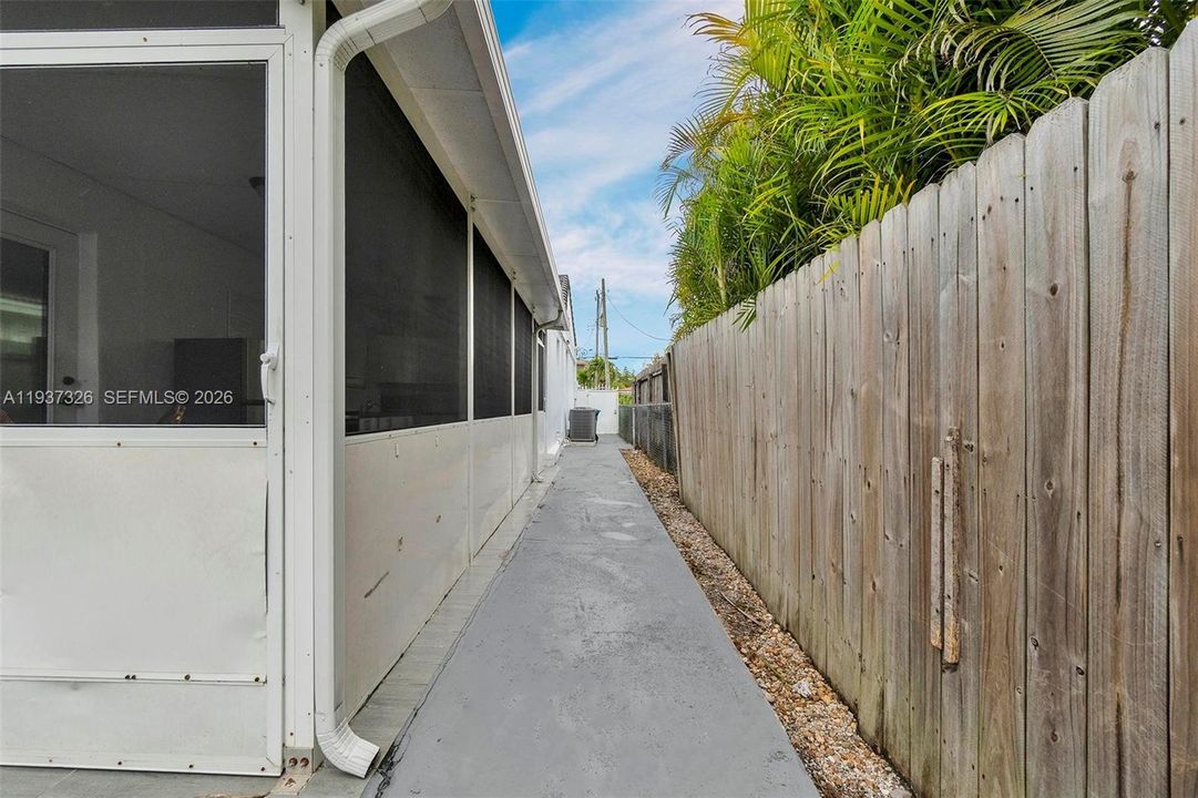 For Rent: $5,000 (4 beds, 2 baths, 2230 Square Feet)