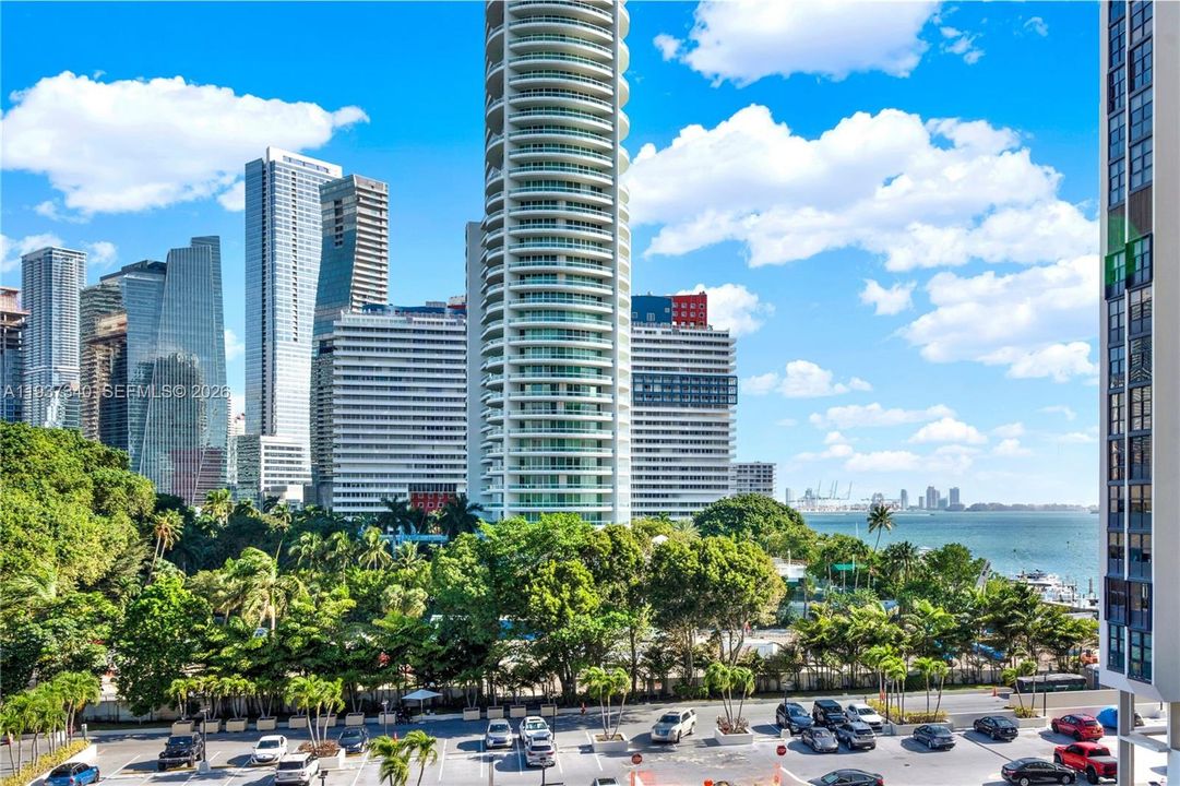 En Venta: $675,000 (2 camas, 2 baños, 1362 Pies cuadrados)