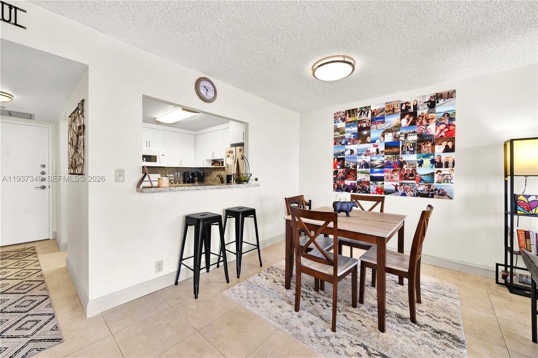 En Venta: $675,000 (2 camas, 2 baños, 1362 Pies cuadrados)