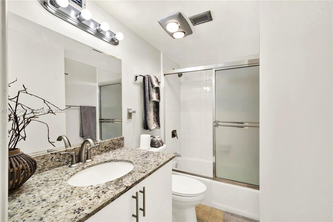 En Venta: $675,000 (2 camas, 2 baños, 1362 Pies cuadrados)