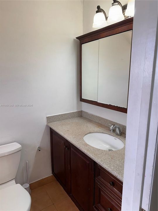 En Renta: $3,500 (4 camas, 2 baños, 1401 Pies cuadrados)