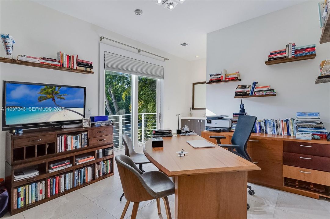 En Venta: $17,950,000 (6 camas, 6 baños, 9561 Pies cuadrados)