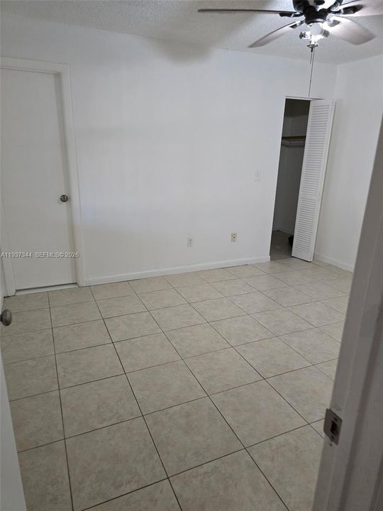 For Rent: $2,700 (3 beds, 2 baths, 1063 Square Feet)