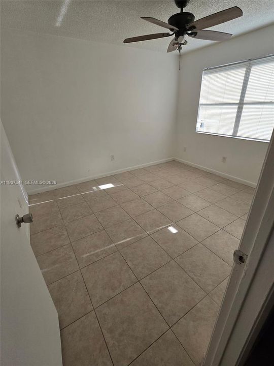 For Rent: $2,700 (3 beds, 2 baths, 1063 Square Feet)