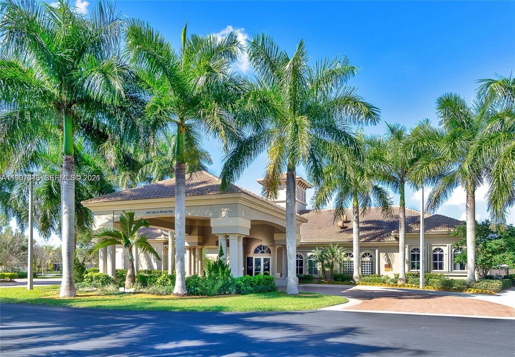 En Renta: $6,700 (5 camas, 3 baños, 3175 Pies cuadrados)