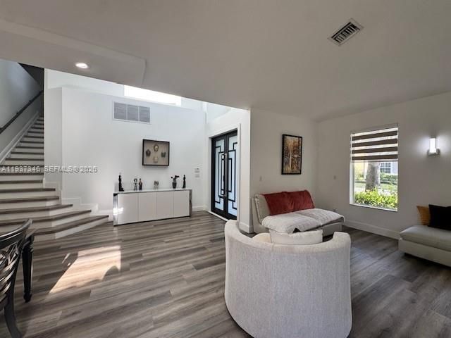 En Renta: $6,700 (5 camas, 3 baños, 3175 Pies cuadrados)