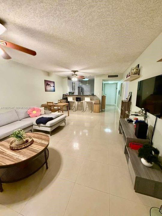 En Renta: $1,800 (1 camas, 1 baños, 954 Pies cuadrados)