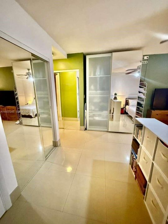 En Renta: $1,800 (1 camas, 1 baños, 954 Pies cuadrados)