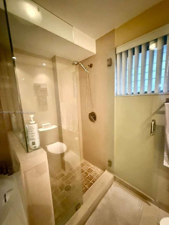 En Renta: $1,800 (1 camas, 1 baños, 954 Pies cuadrados)