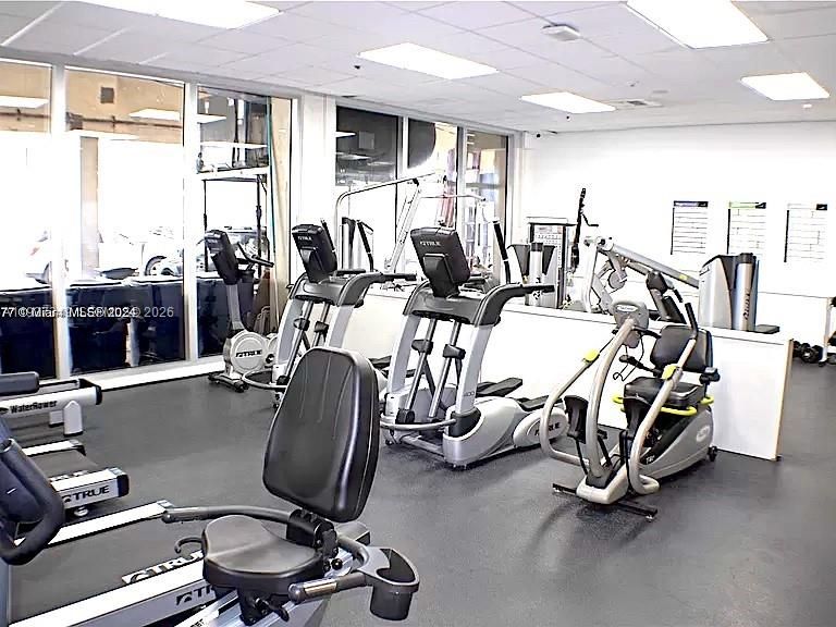 待售: $615,000 (1 贝兹, 1 浴室, 929 平方英尺)