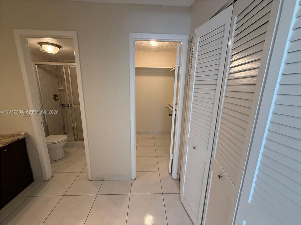 For Rent: $2,150 (2 beds, 2 baths, 1250 Square Feet)