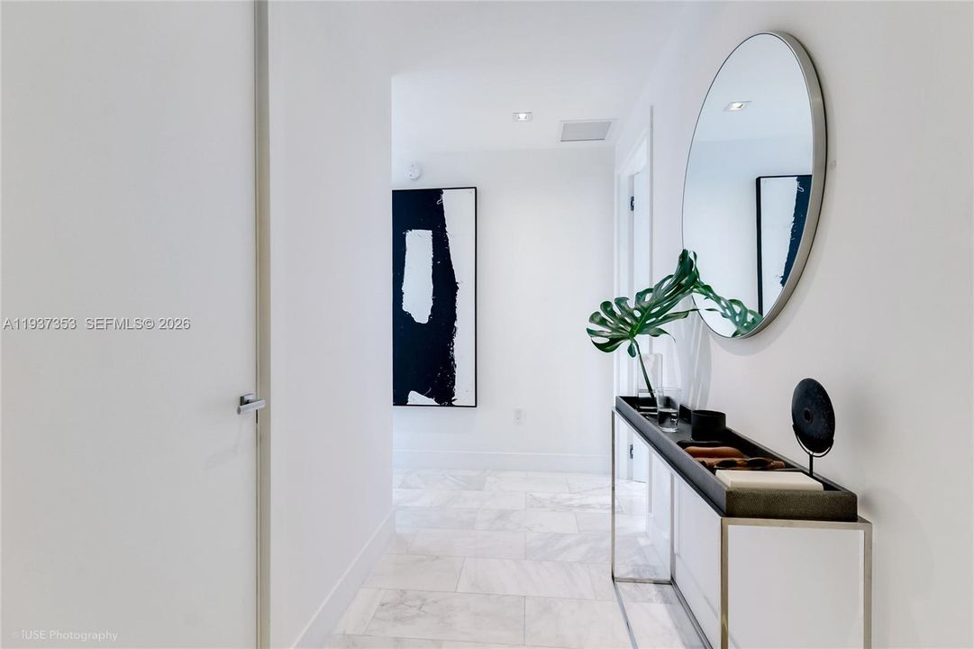 En Venta: $1,699,000 (2 camas, 2 baños, 1392 Pies cuadrados)