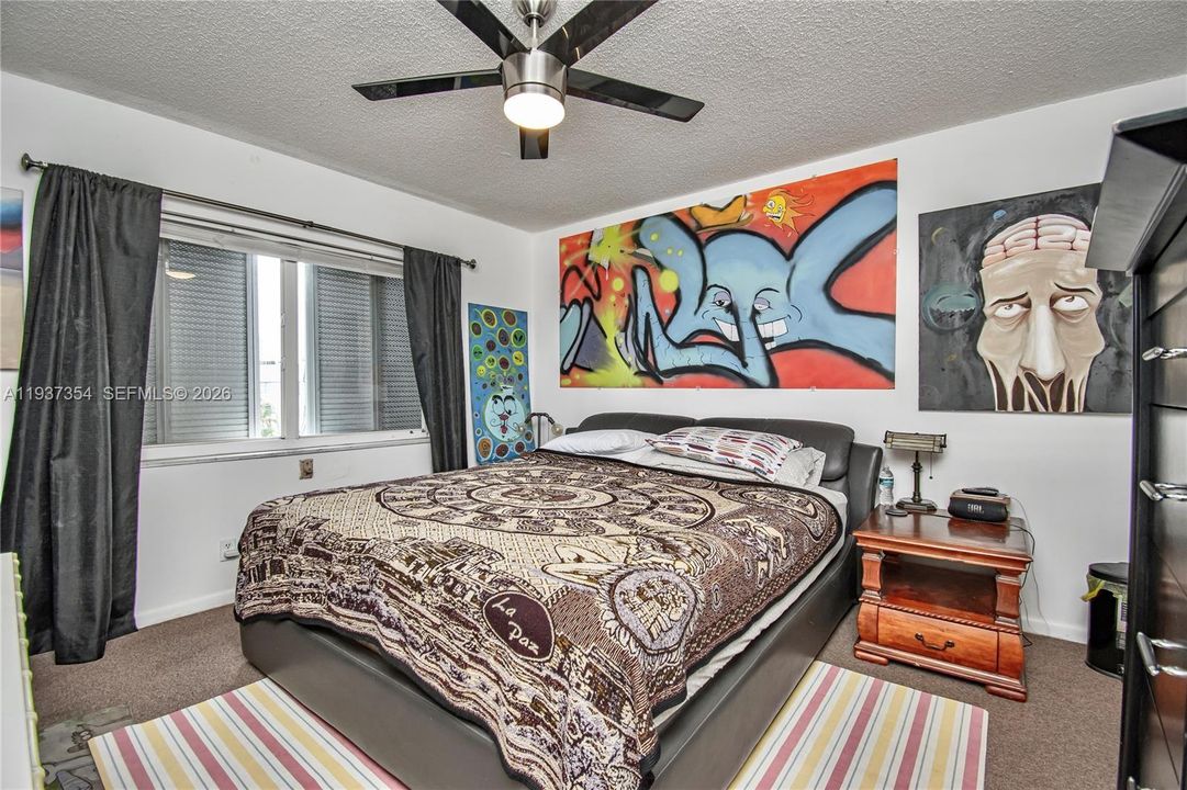 En Renta: $1,600 (2 camas, 2 baños, 890 Pies cuadrados)