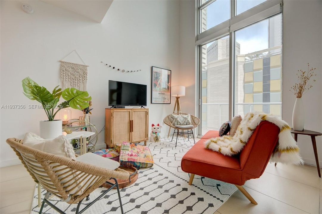 В аренду: $3,450 (1 спален, 1 ванн, 786 Квадратных фут)