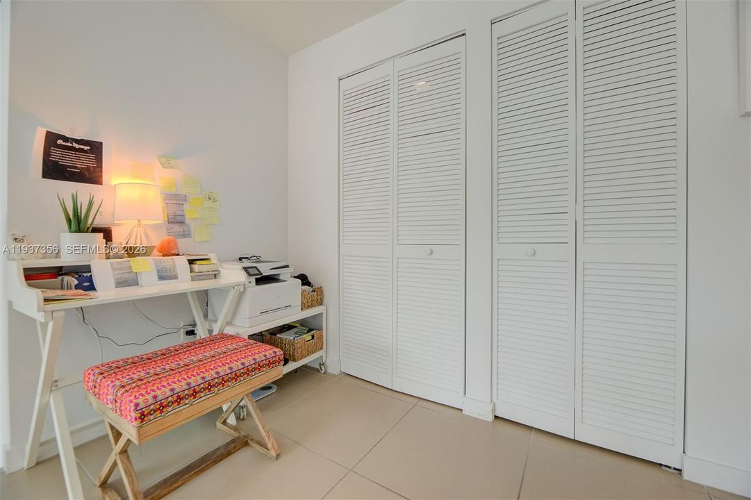 В аренду: $3,450 (1 спален, 1 ванн, 786 Квадратных фут)