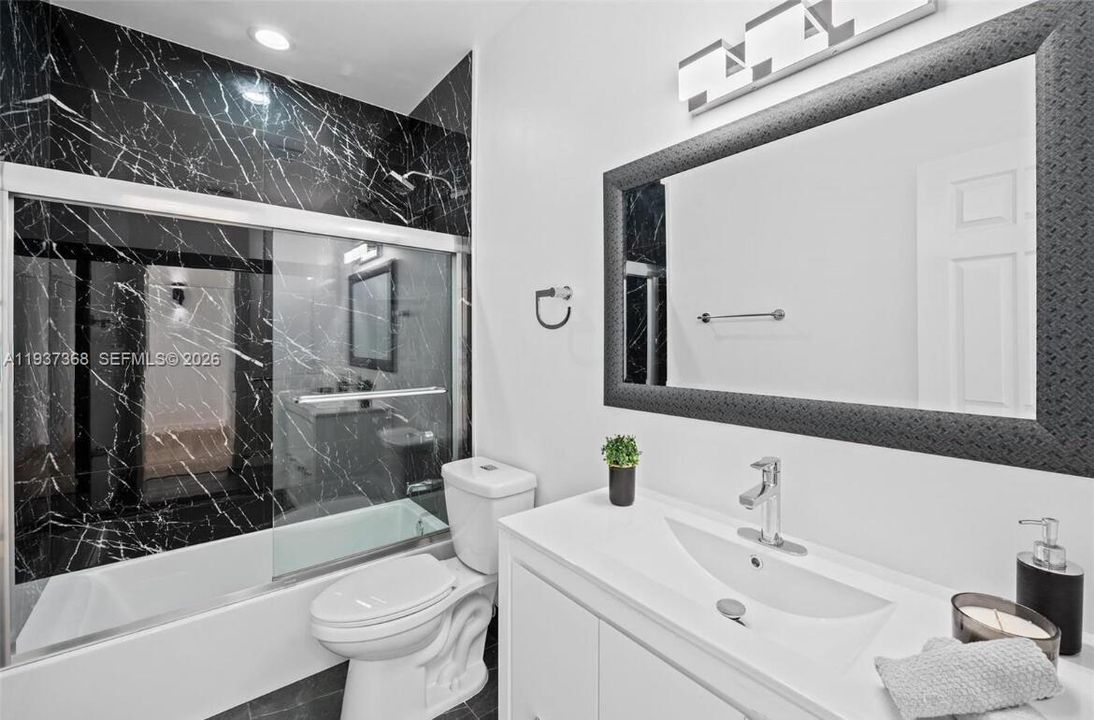 For Sale: $599,000 (3 beds, 2 baths, 1703 Square Feet)