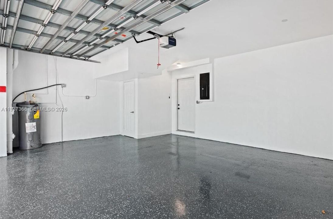 For Sale: $599,000 (3 beds, 2 baths, 1703 Square Feet)