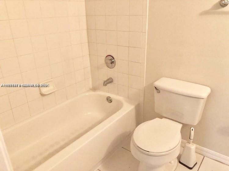 For Sale: $360,000 (2 beds, 2 baths, 1205 Square Feet)