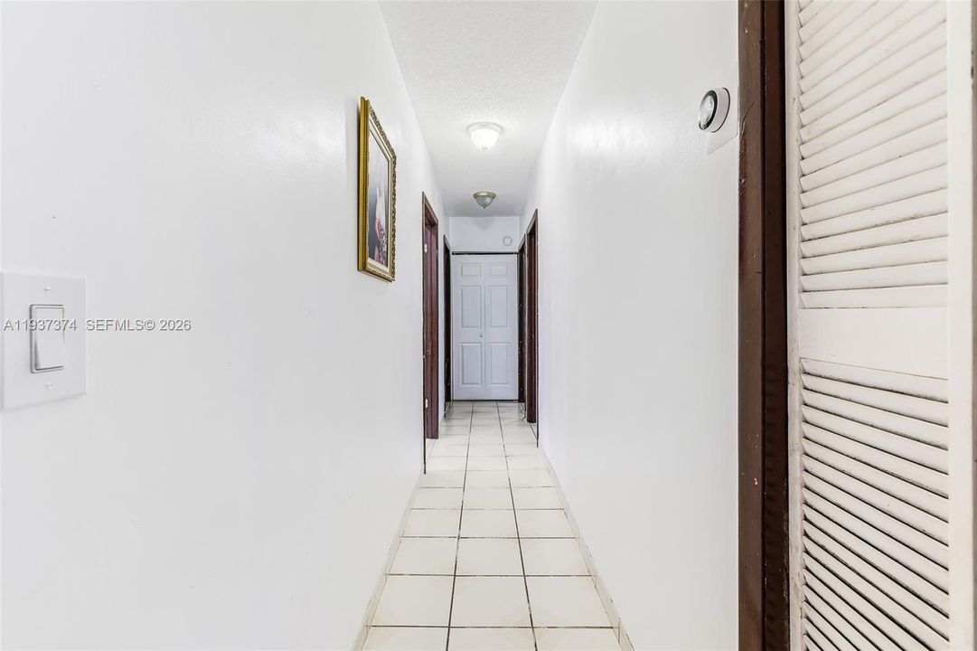 For Sale: $1,019,990 (3 beds, 2 baths, 1545 Square Feet)