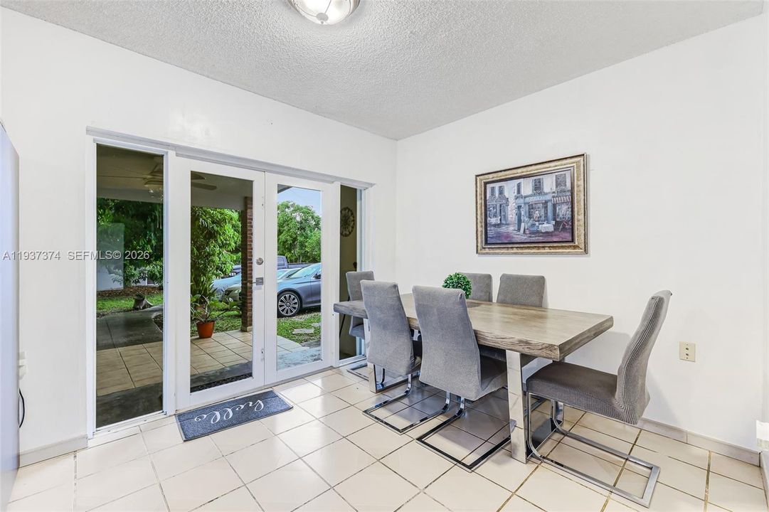 For Sale: $1,019,990 (3 beds, 2 baths, 1545 Square Feet)