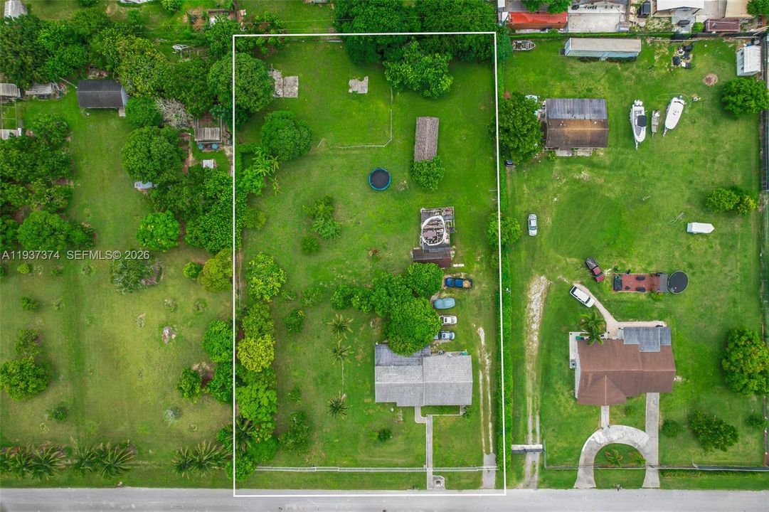 For Sale: $1,019,990 (3 beds, 2 baths, 1545 Square Feet)