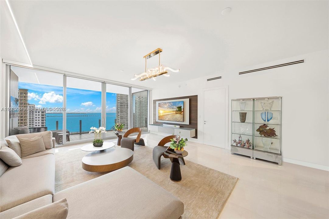 En Venta: $3,999,000 (3 camas, 4 baños, 3075 Pies cuadrados)