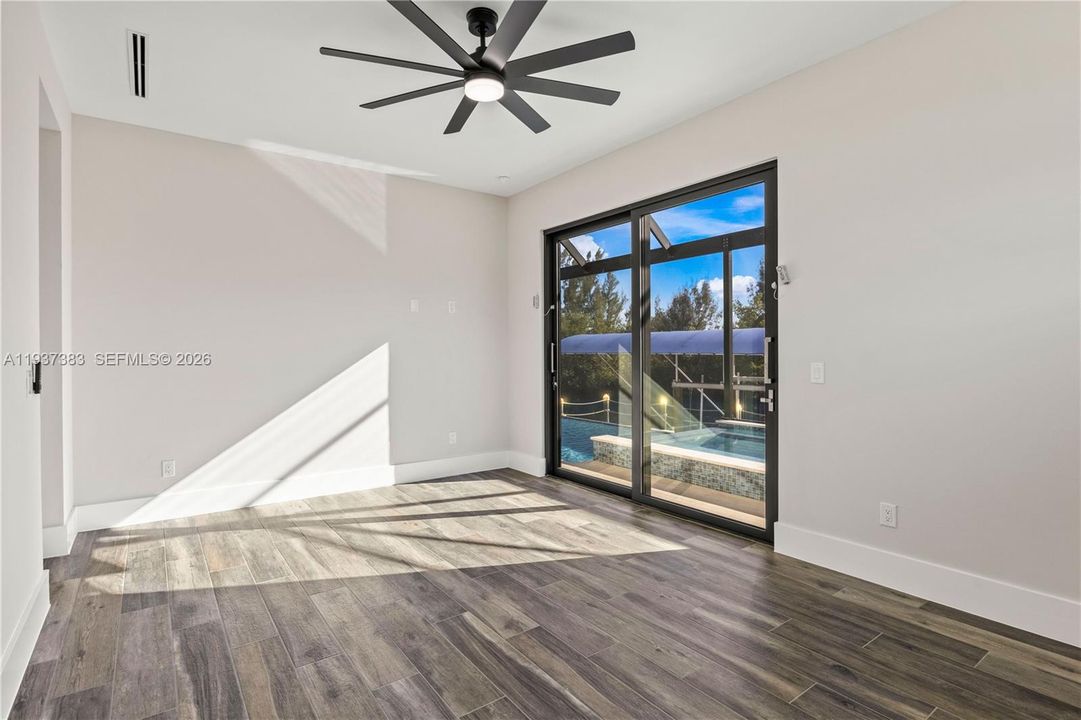 待售: $2,249,000 (4 贝兹, 4 浴室, 0 平方英尺)