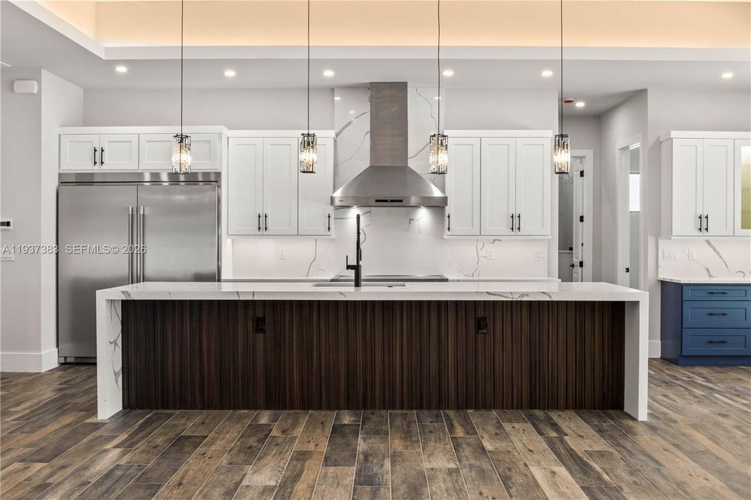 待售: $2,249,000 (4 贝兹, 4 浴室, 0 平方英尺)