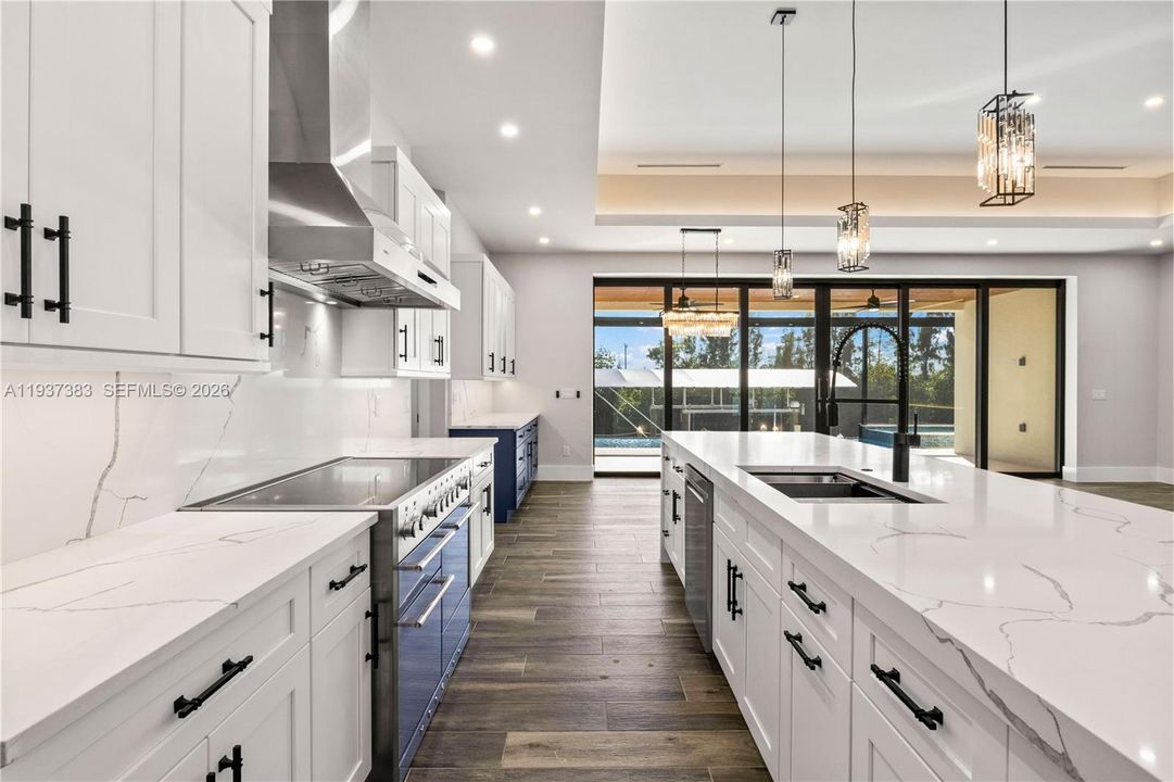 待售: $2,249,000 (4 贝兹, 4 浴室, 0 平方英尺)