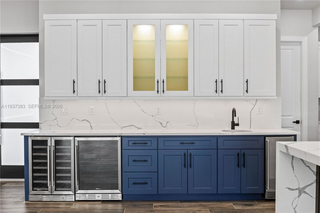 待售: $2,249,000 (4 贝兹, 4 浴室, 0 平方英尺)