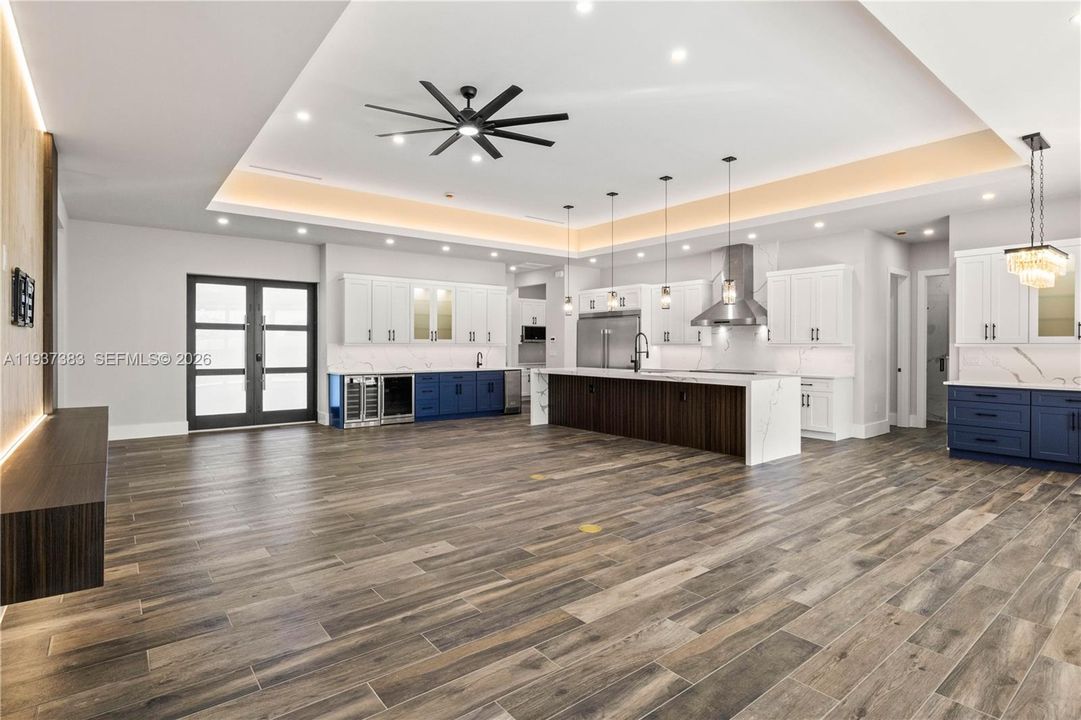 待售: $2,249,000 (4 贝兹, 4 浴室, 0 平方英尺)