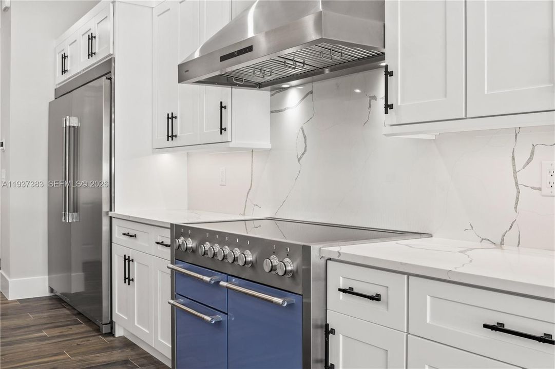 待售: $2,249,000 (4 贝兹, 4 浴室, 0 平方英尺)