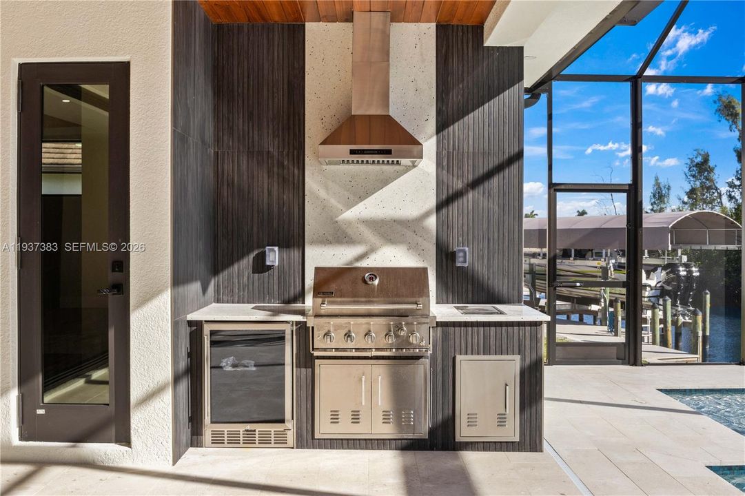 待售: $2,249,000 (4 贝兹, 4 浴室, 0 平方英尺)