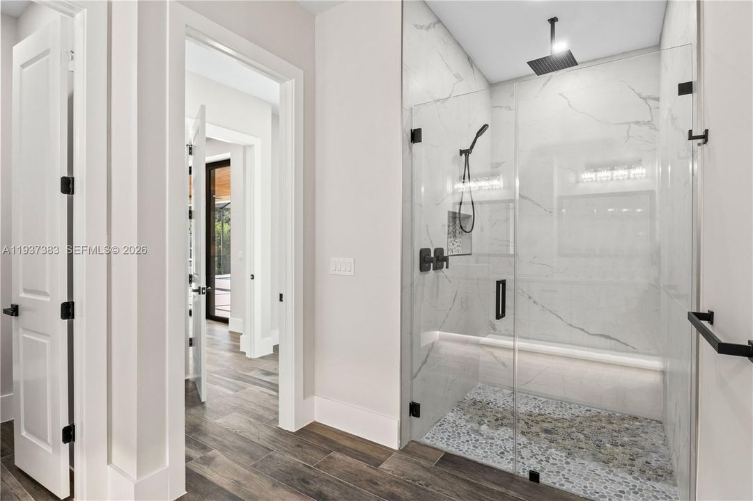 待售: $2,249,000 (4 贝兹, 4 浴室, 0 平方英尺)