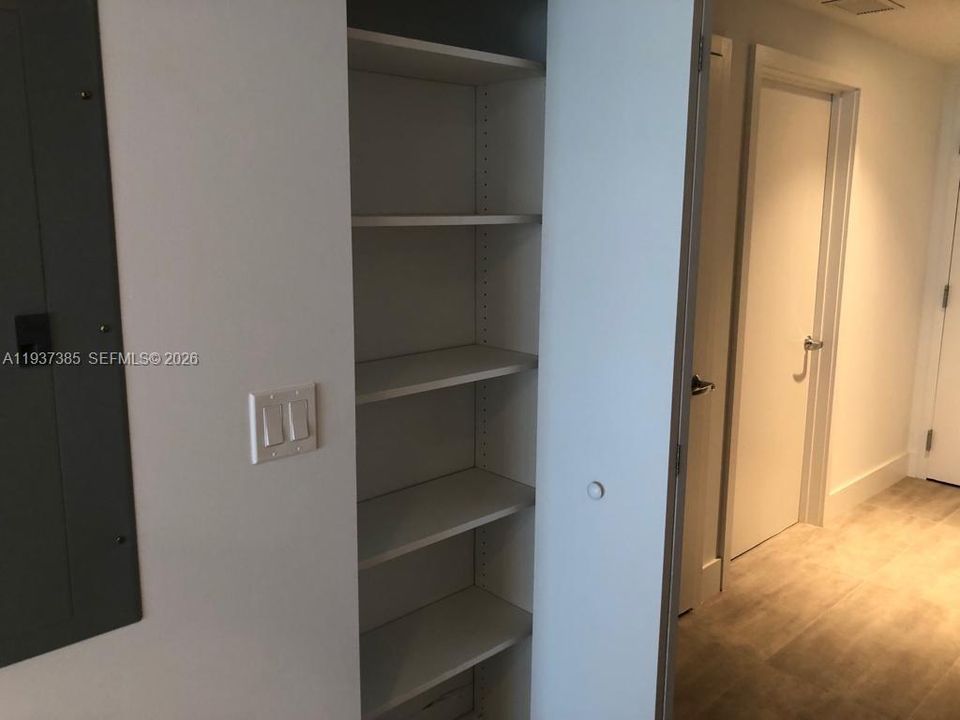 В аренду: $3,700 (2 спален, 2 ванн, 1115 Квадратных фут)