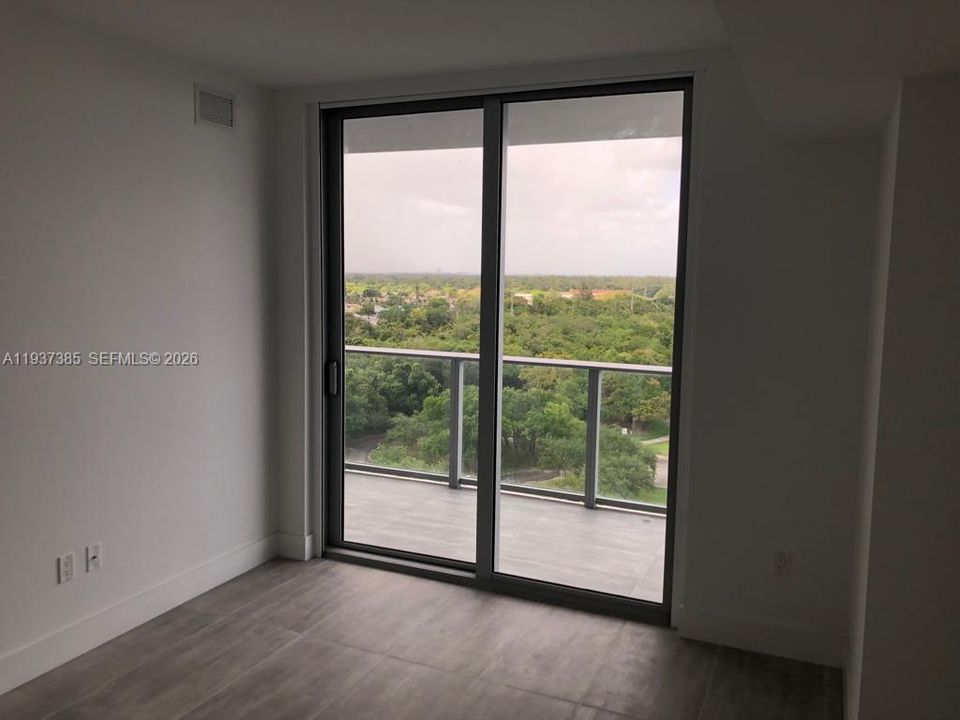 В аренду: $3,700 (2 спален, 2 ванн, 1115 Квадратных фут)