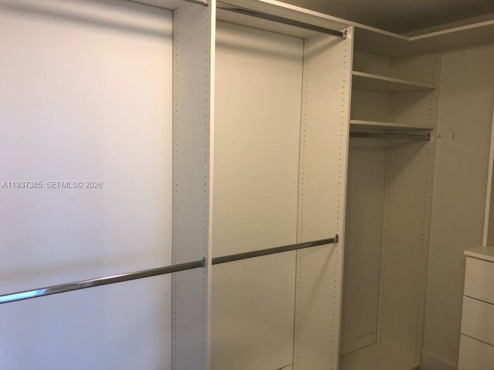 В аренду: $3,700 (2 спален, 2 ванн, 1115 Квадратных фут)