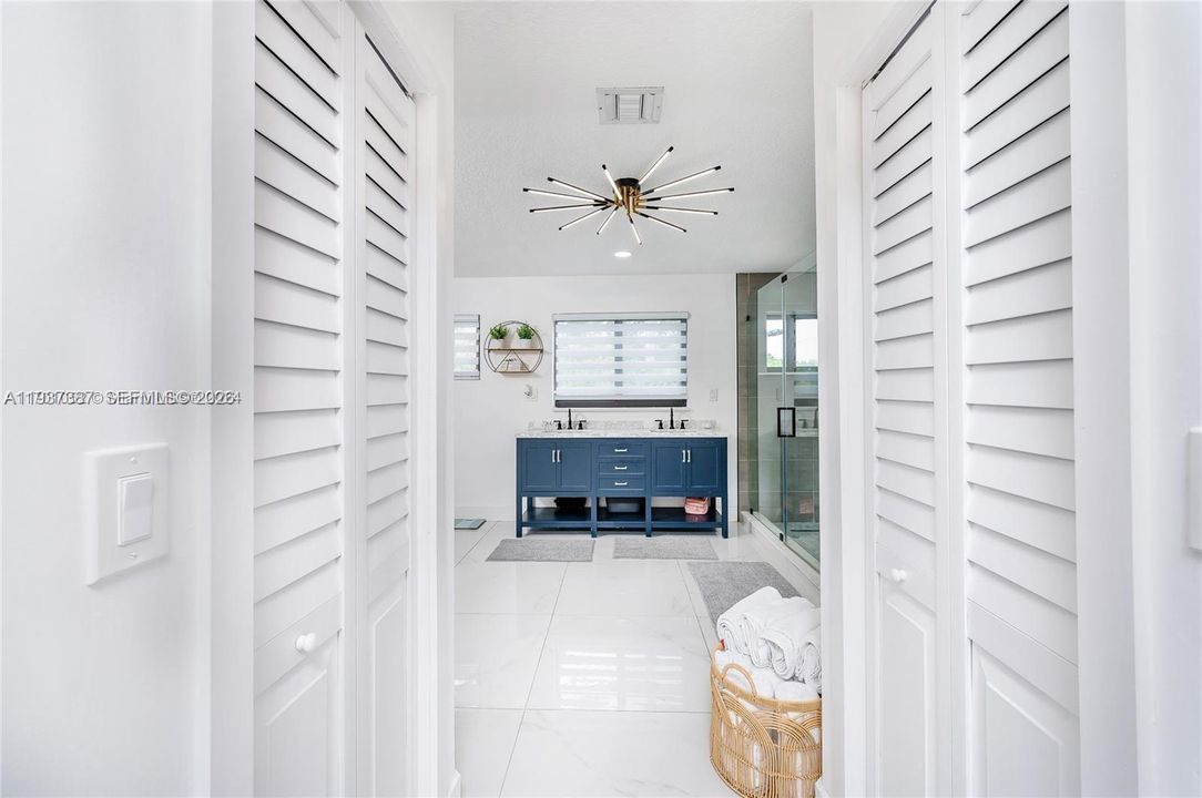 待售: $1,450,000 (4 贝兹, 3 浴室, 2578 平方英尺)