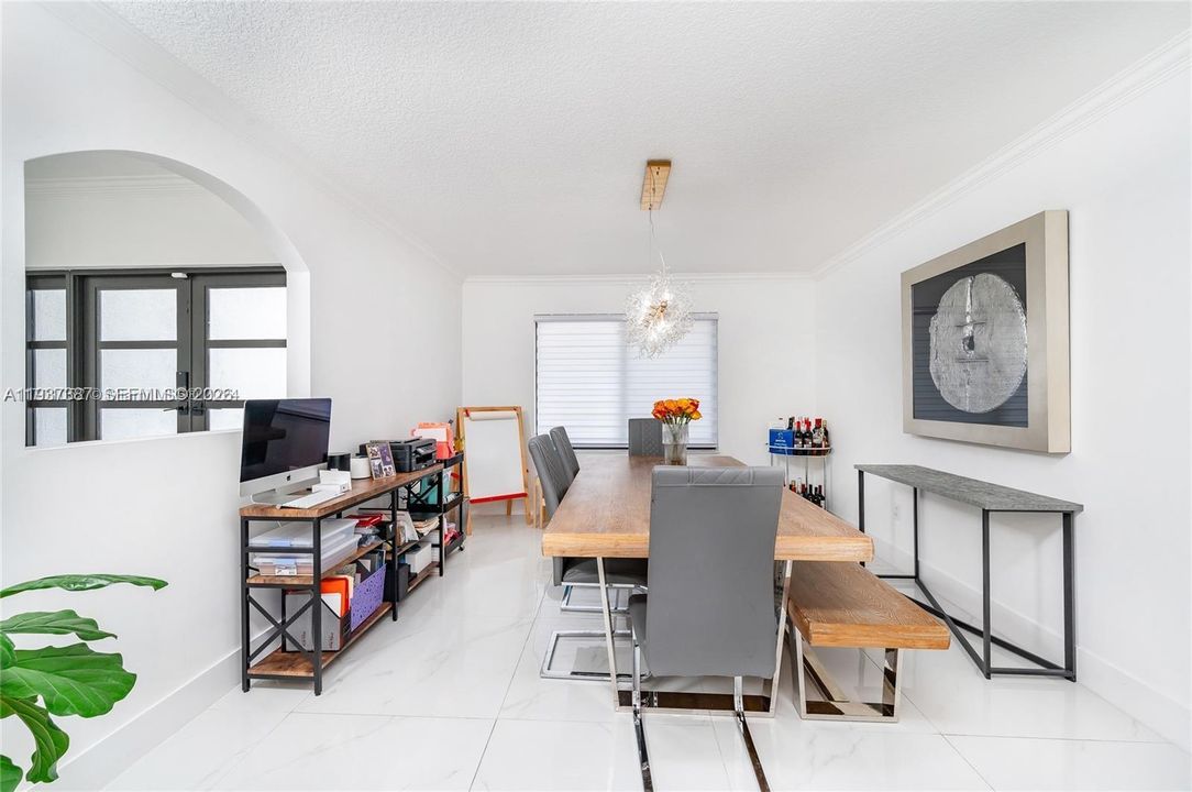 待售: $1,450,000 (4 贝兹, 3 浴室, 2578 平方英尺)