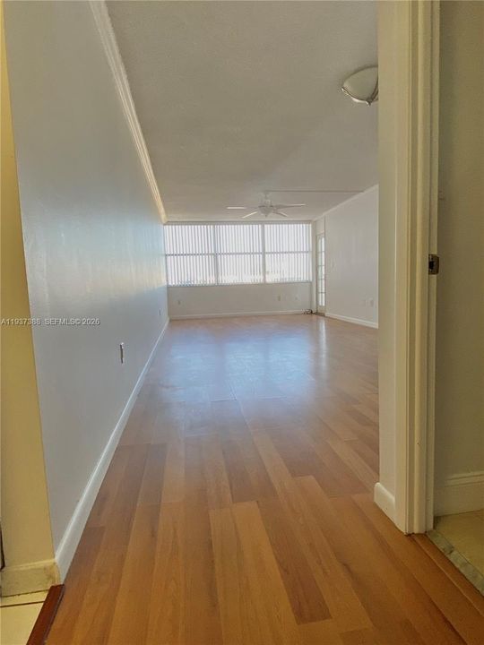 En Renta: $1,600 (1 camas, 1 baños, 889 Pies cuadrados)