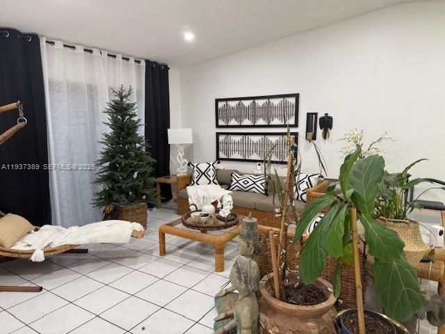 En Venta: $577,000 (3 camas, 2 baños, 1708 Pies cuadrados)