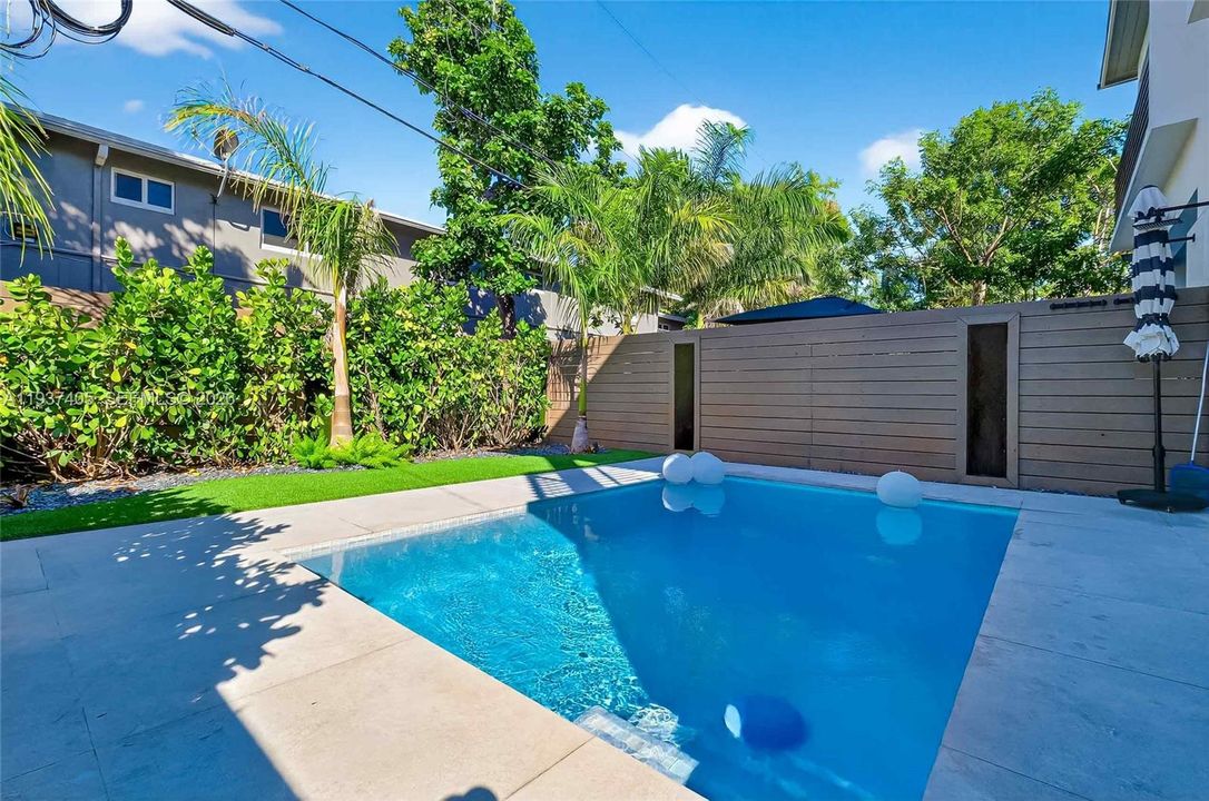 En Venta: $1,595,000 (4 camas, 3 baños, 0 Pies cuadrados)