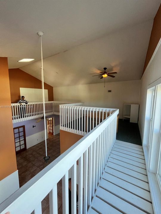 На продажу: $745,000 (4 спален, 2 ванн, 2314 Квадратных фут)