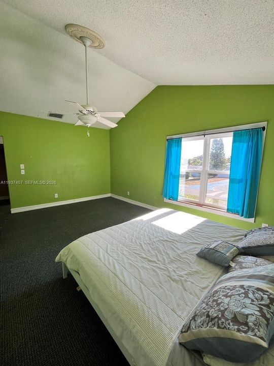 На продажу: $745,000 (4 спален, 2 ванн, 2314 Квадратных фут)