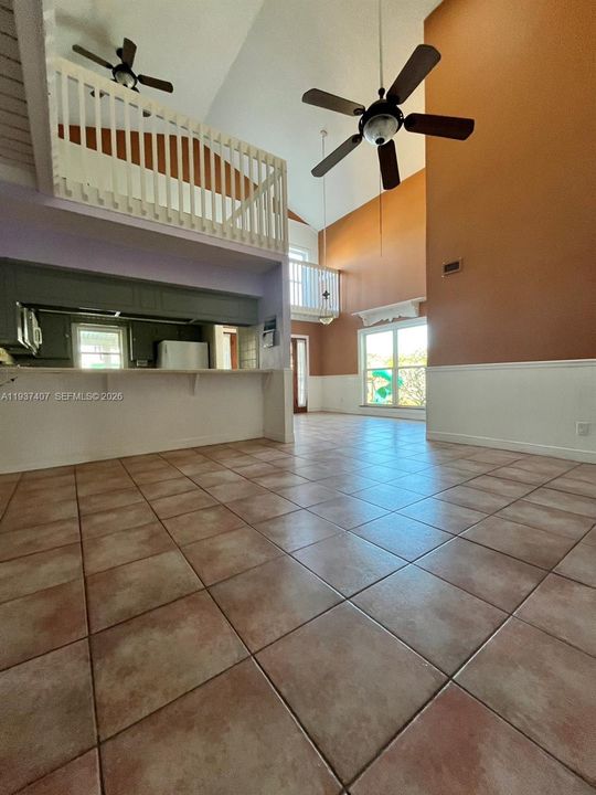 На продажу: $745,000 (4 спален, 2 ванн, 2314 Квадратных фут)